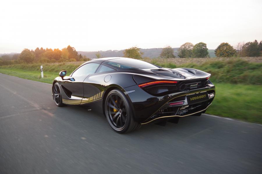  McLaren 720S by Manhart Racing 2018 года  (фото 7 из 8)
